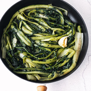 Blattzichorie aus der Pfanne - Cicoria ripassata