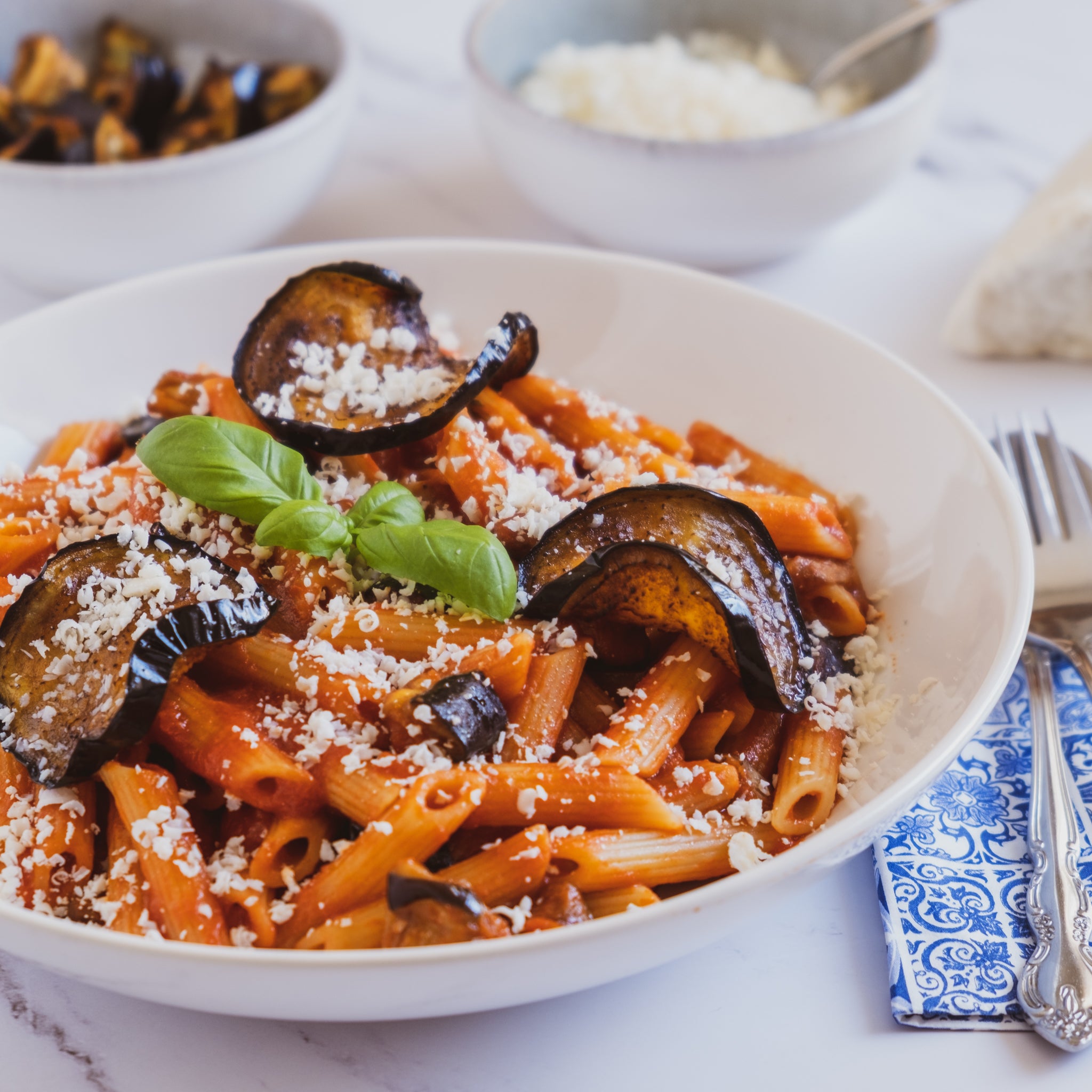 Pasta alla Norma Der sizilianische Koch